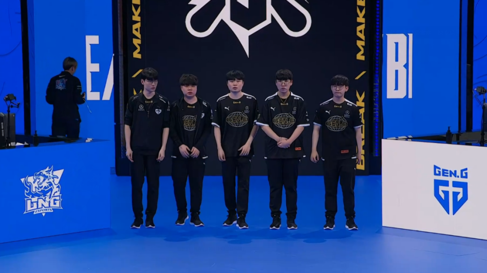 略显可惜 略显可惜